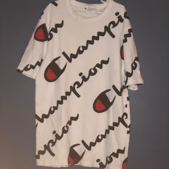 New Champion T-Shirt - Picture 1 of 3